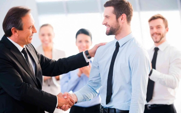 Clima laboral afiliativo o de compañerismo